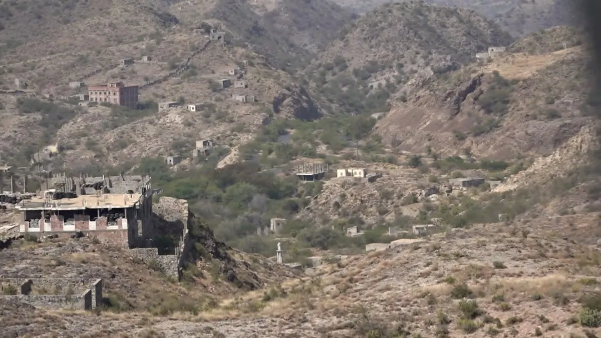 مقتل 4 عناصر من مليشيا الحوثي بنيران القوات الحكومية بتعز