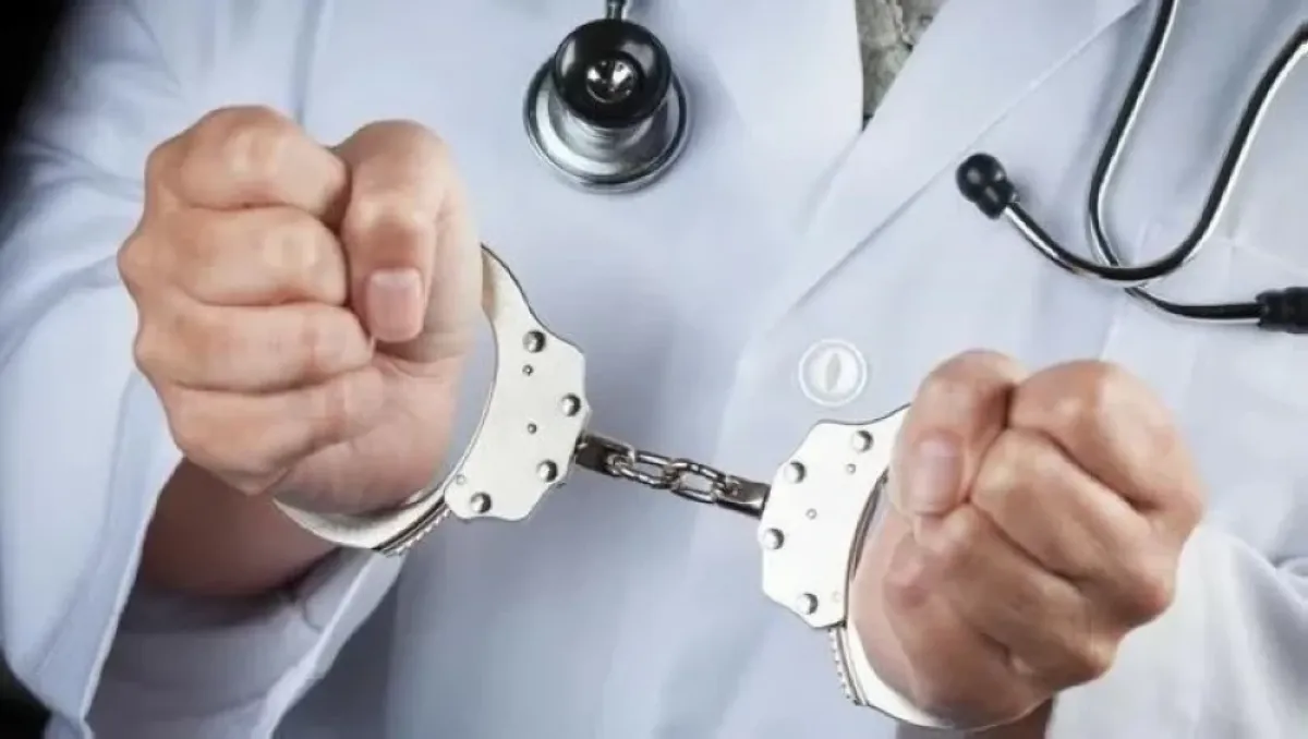 العراق.. ضبط تاجر مخدرات يدير عيادة وهمية لانتحال صفة طبيب وبيع السموم