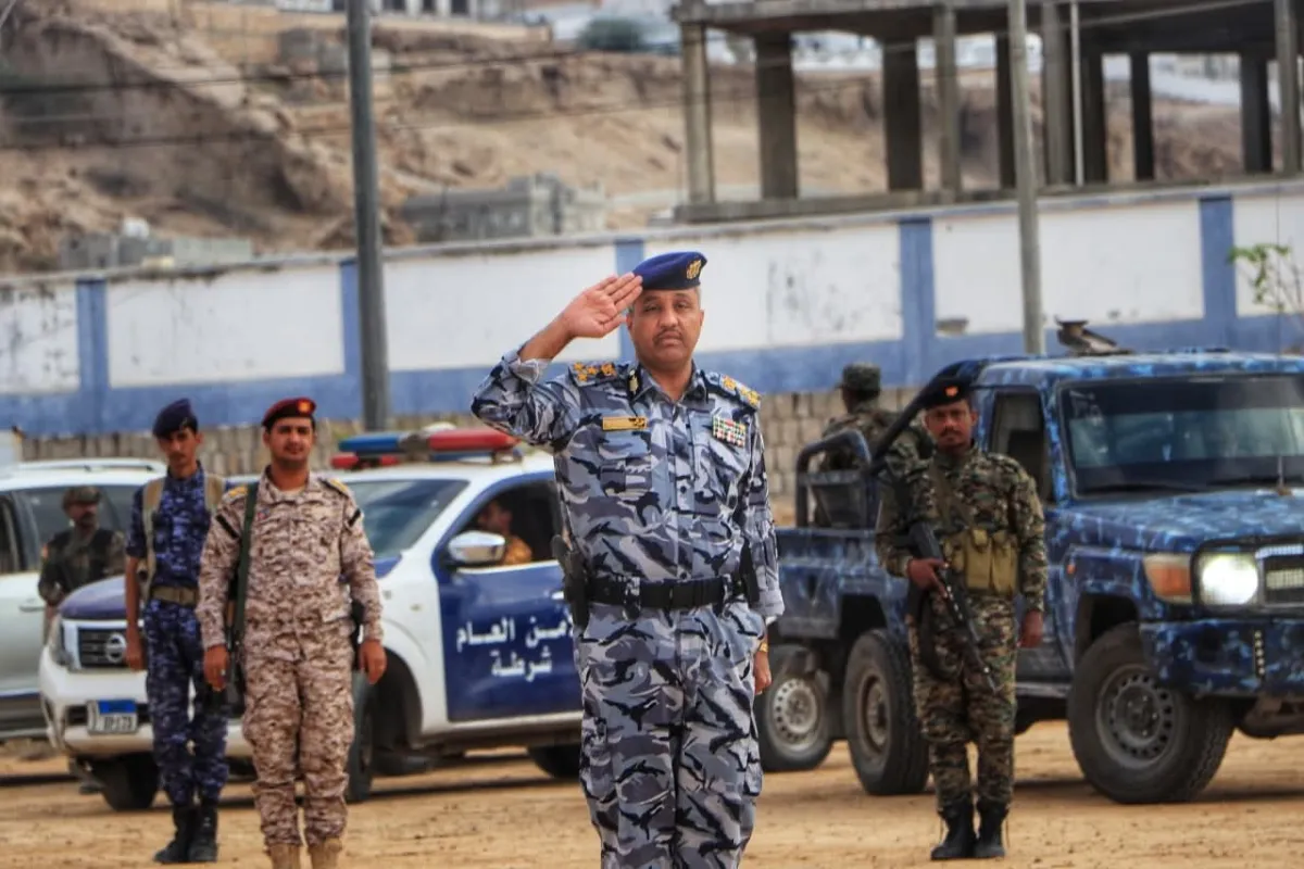 أمن حضرموت يُحذر من إطلاق النار في المناسبات ويؤكد أن الرصاص الراجع خطر قاتل