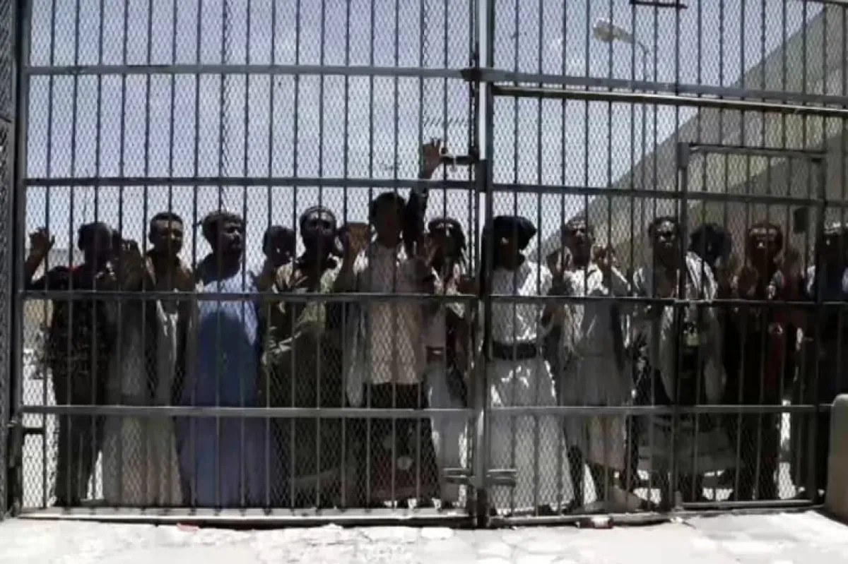 هيئة حقوقية تحذر من تنفيذ قرارات إعدام بحق 32 محتجزاً لدى مليشيا الحوثي