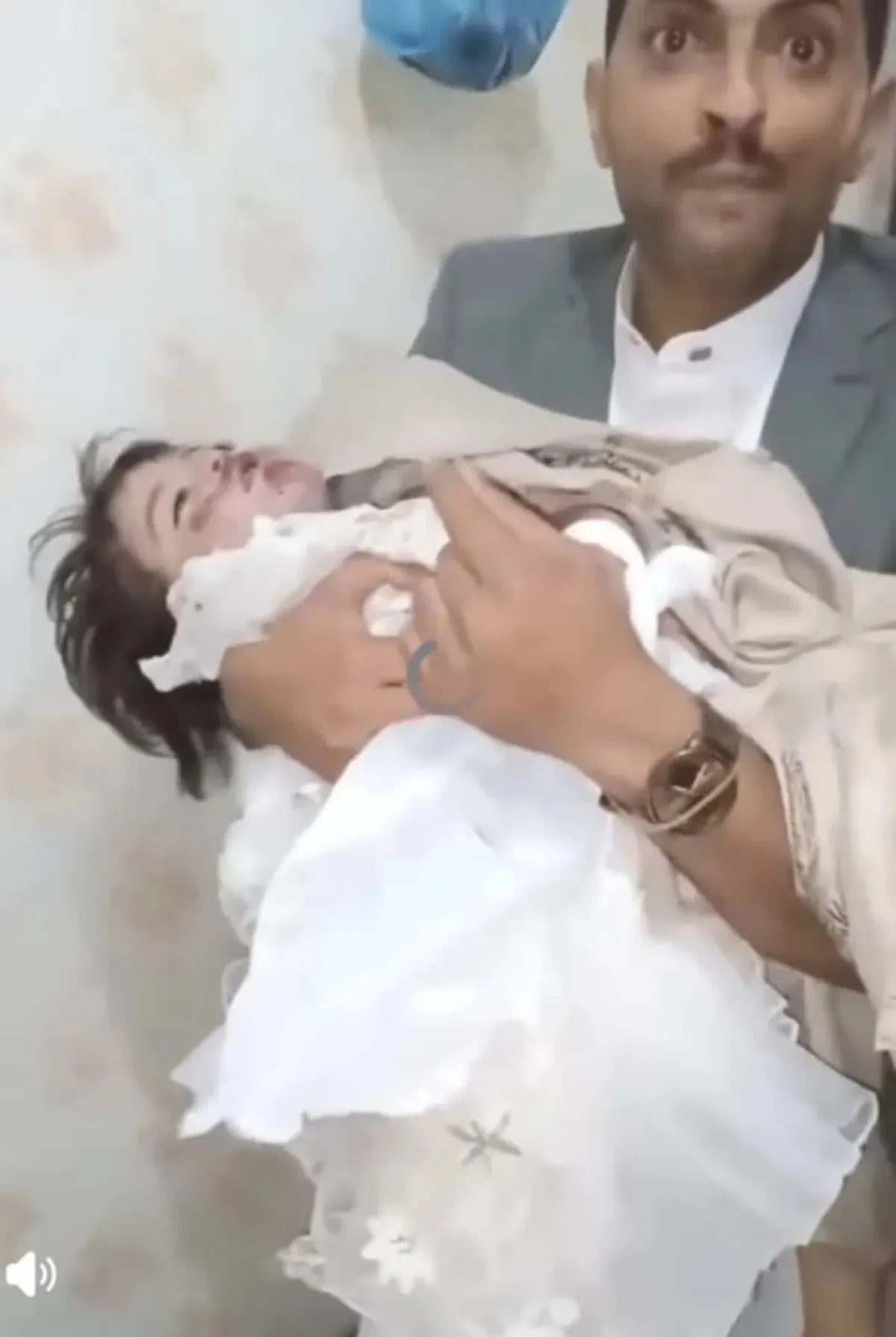 بسبب 