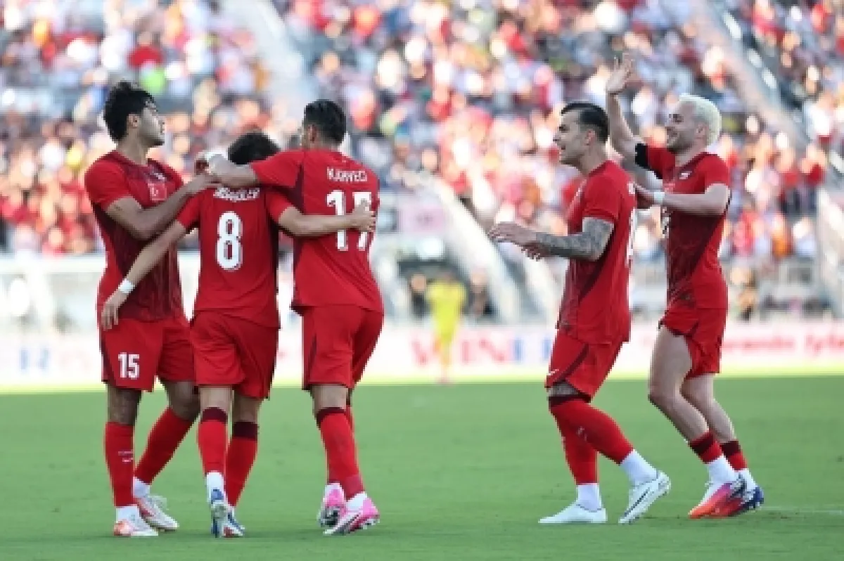 تركيا تقلب الطاولة على فنزويلا بثنائية في ودية كأس الملك