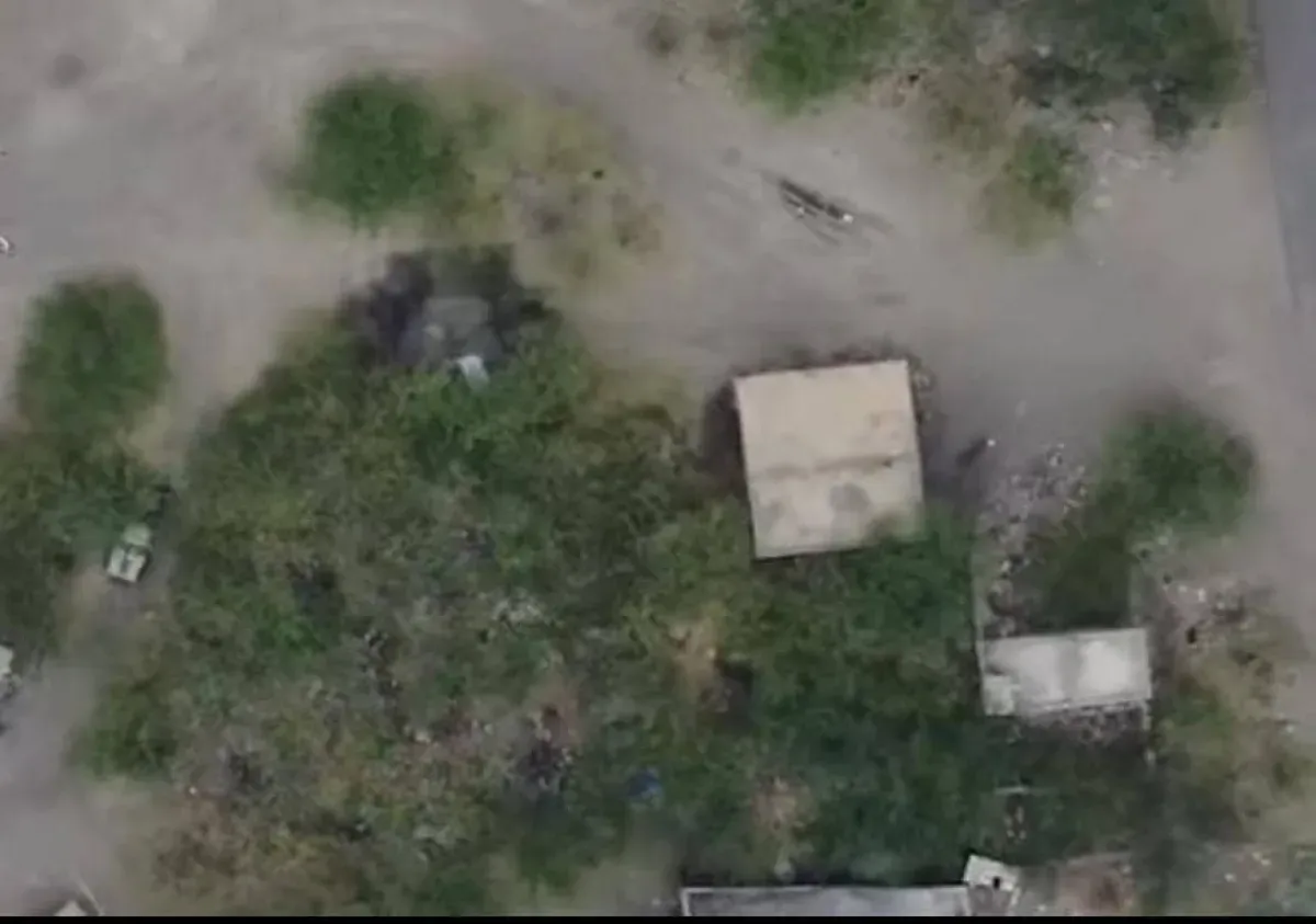 Giants Brigades Strike Houthi Positions and Vehicles in Kahboub Front