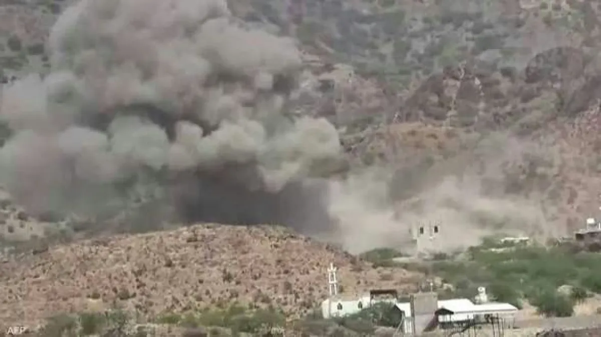 بعد أيام من نسف منزل.. مليشيا الحوثي تفجر مسجداً في لحج